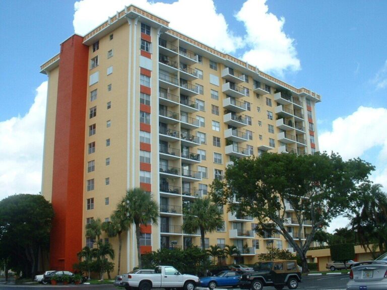 drake tower condominiums 768x576
